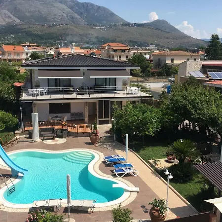 Boccy Brothers Holiday home